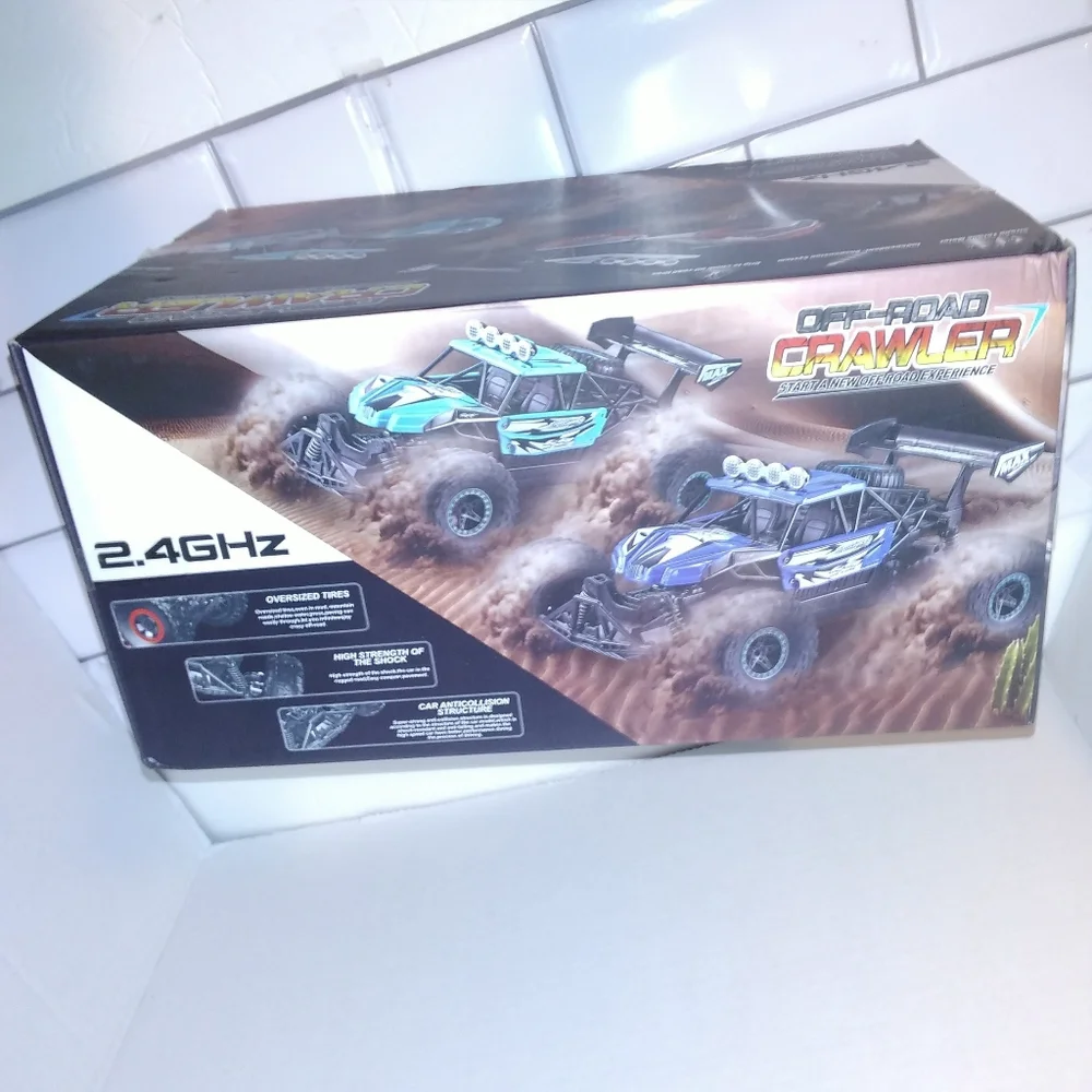 Off Road Crawler Remote Control Vehicle For Off Roading